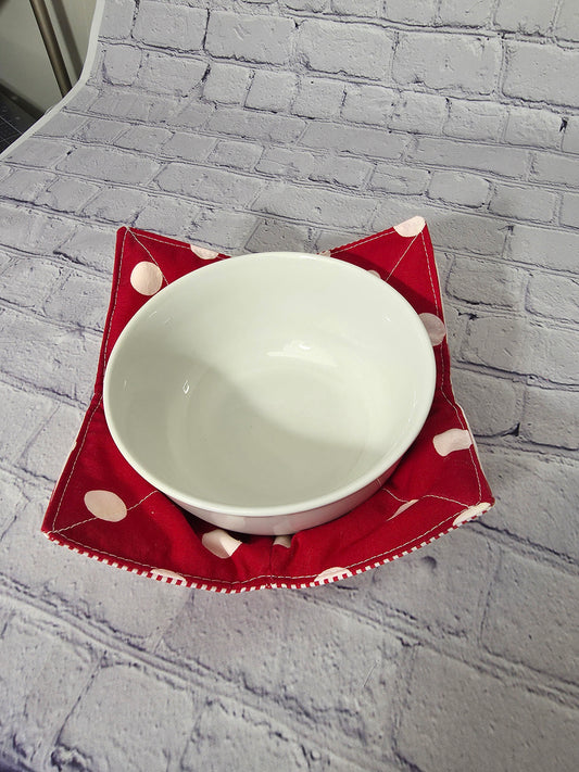 Reversible Red & White Bowl Cozy