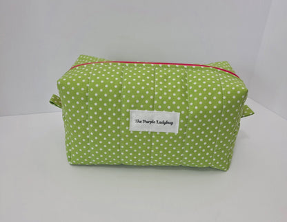 The Polka Dot Quilted Boxy Pouch - Green